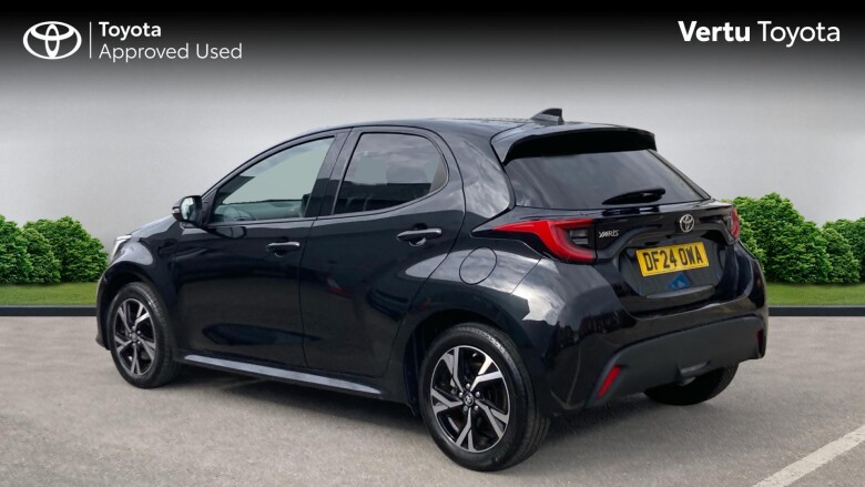Toyota Yaris 1.5 Hybrid Design 5dr CVT Hybrid Hatchback